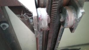 Slide_Outside_bottom_roller_1200